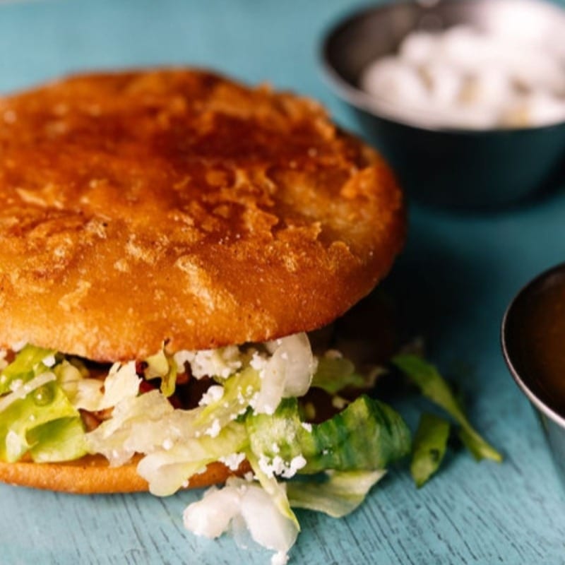 Gordita Chicharron Rojo.