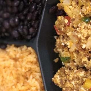 Huevos Con Chorizo Chamaco